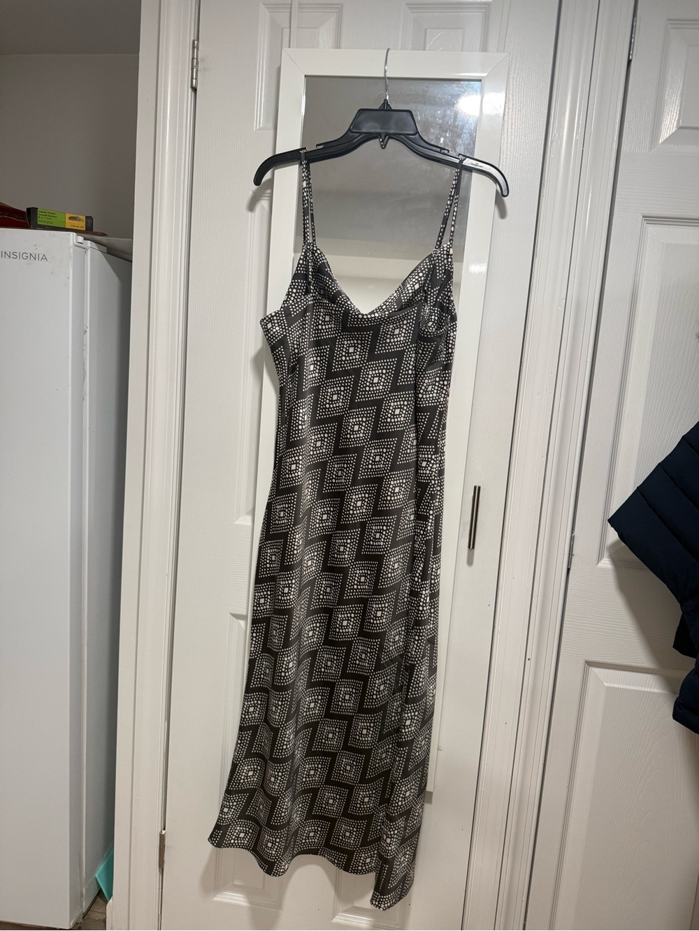 Banana Republic Black and White Geometric Midi Slip Dress - Picture 4 of 5